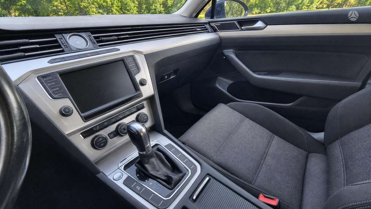 Volkswagen Passat, 2.0 l., Универсал