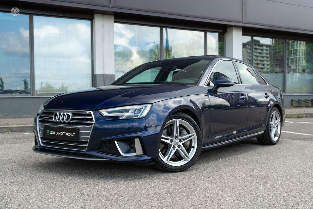 Audi A4, 2.0 l., Седан
