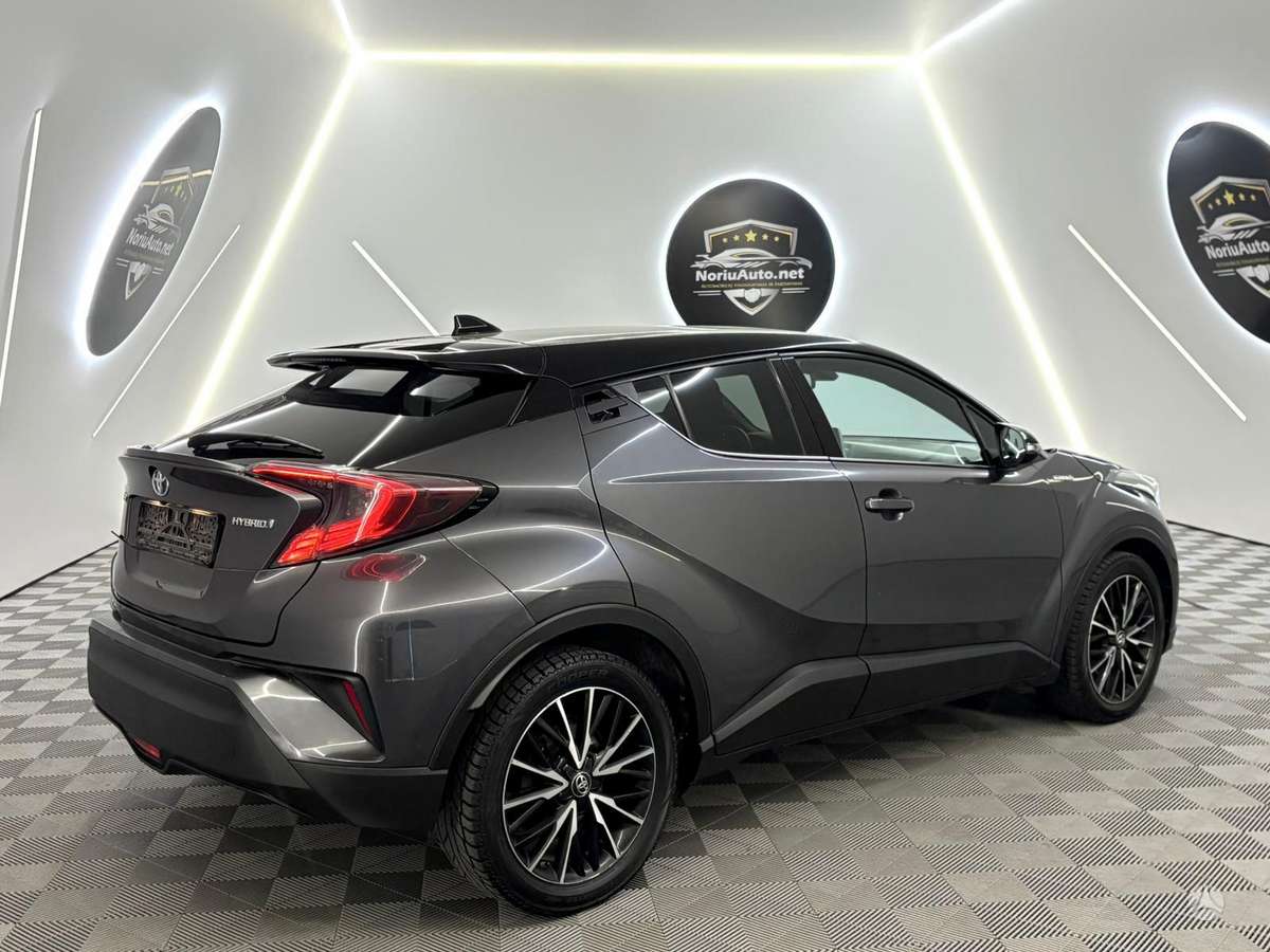 Toyota C-HR - 9