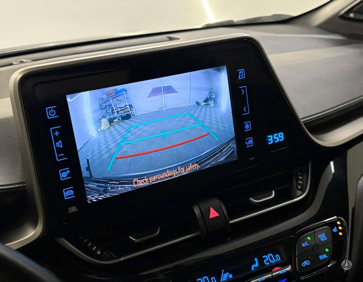 Toyota C-HR - 4