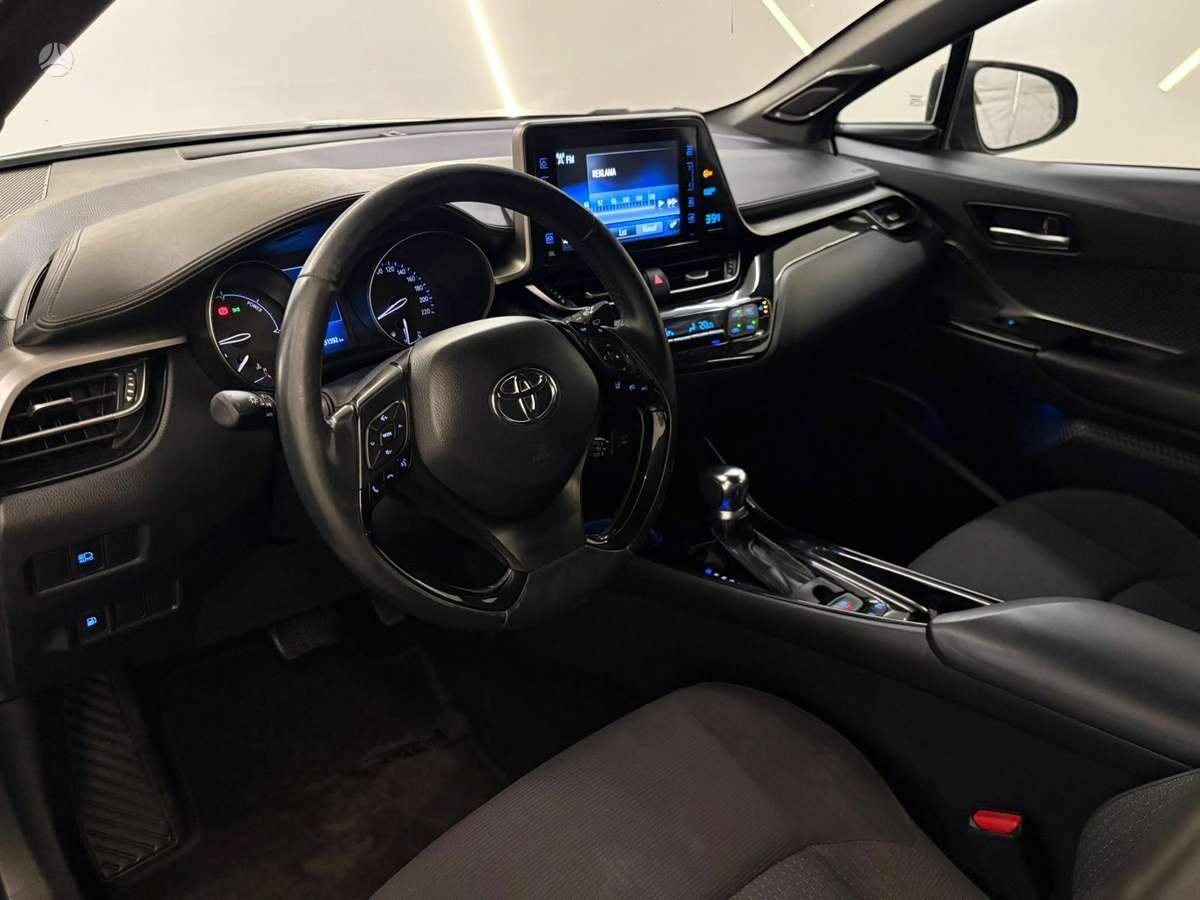 Toyota C-HR - 2