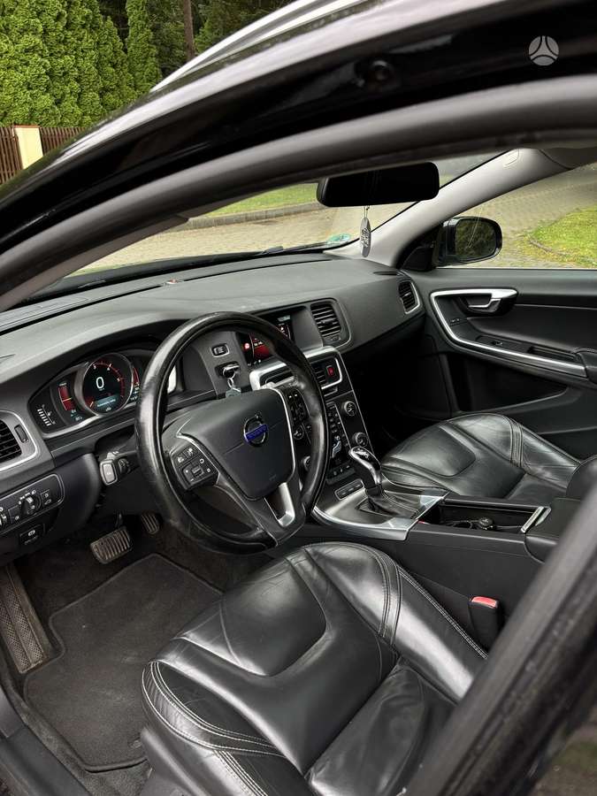 Volvo V60, 2.4 l., Универсал