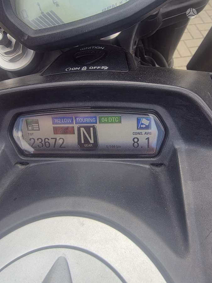 Ducati Diavel 1200cc, street / classic