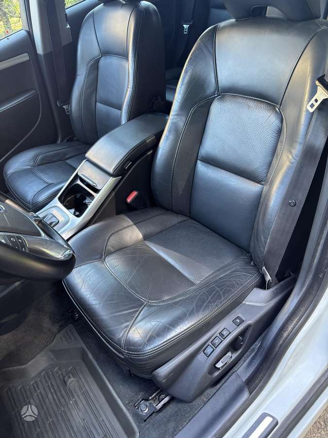 Volvo V70, 2.0 l., Универсал