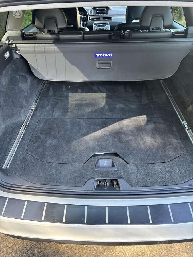 Volvo V70, 2.0 l., Универсал