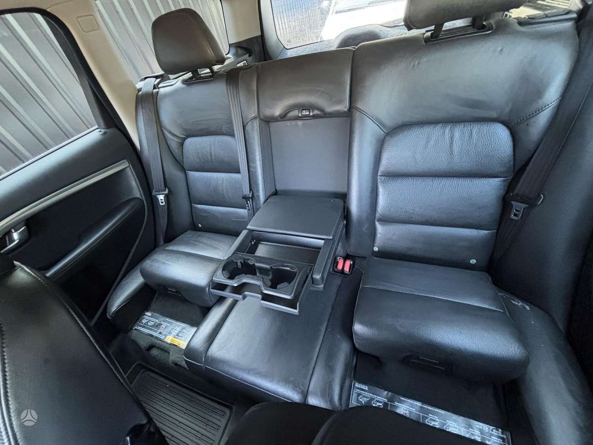 Volvo V70, 2.0 l., Универсал