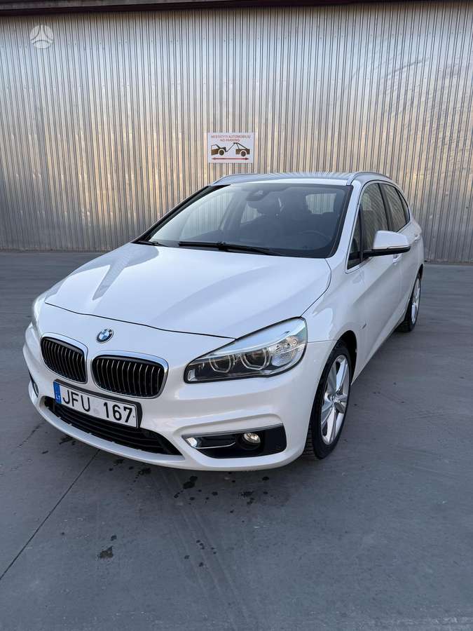 BMW 216 Active Tourer, 1.5 l., hatchback