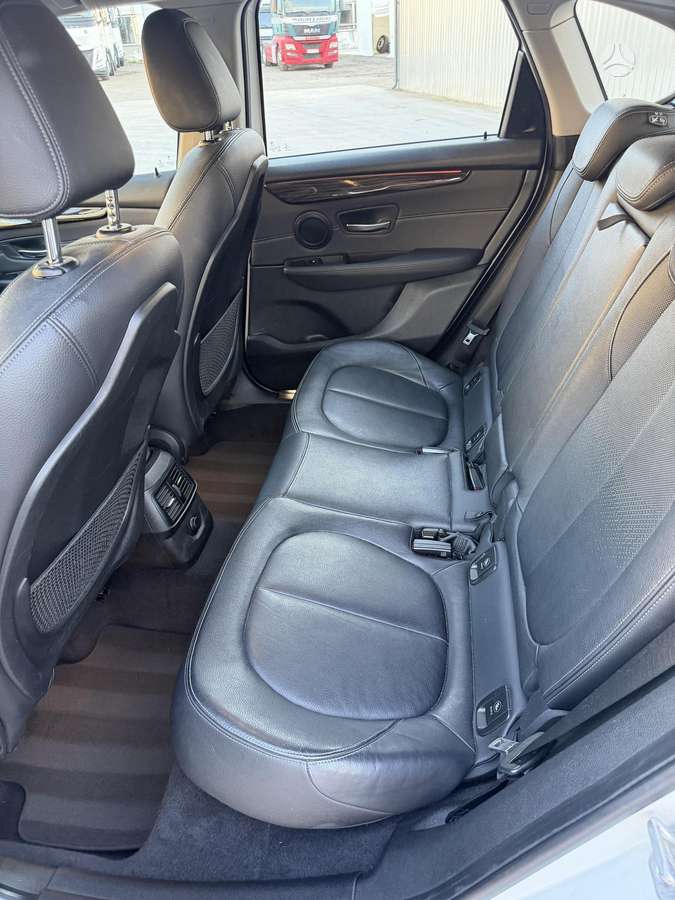BMW 216 Active Tourer, 1.5 l., hatchback