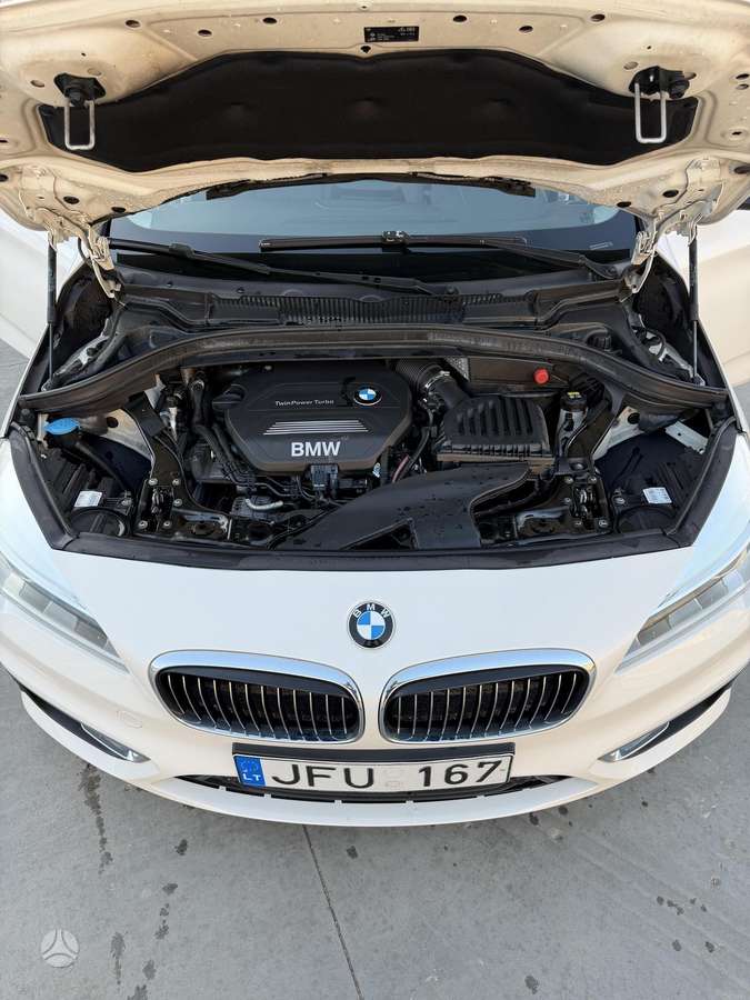BMW 216 Active Tourer, 1.5 l., hatchback