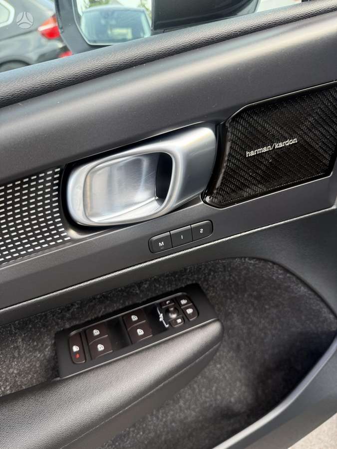 Volvo XC40 - 6