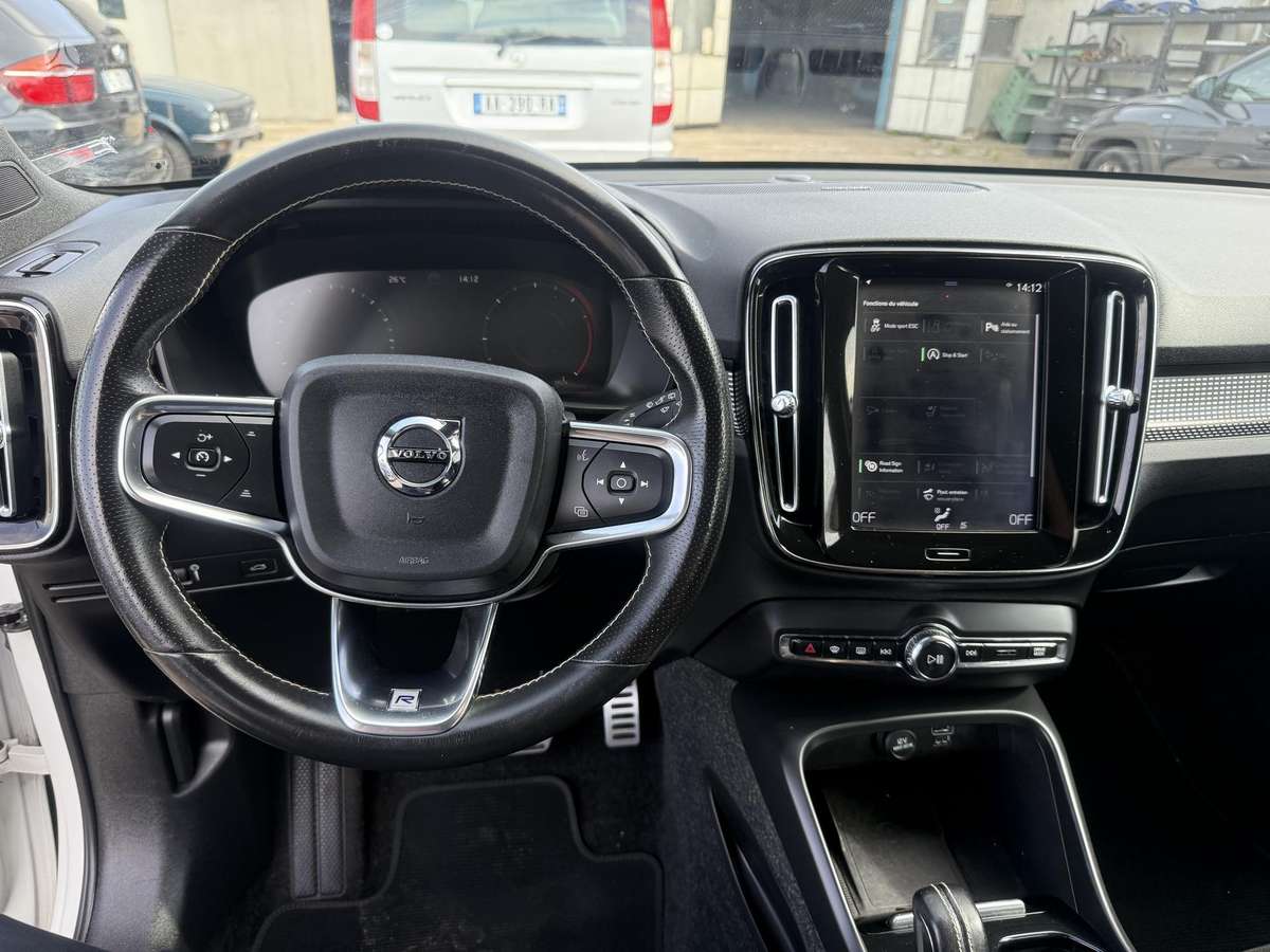 Volvo XC40 - 8