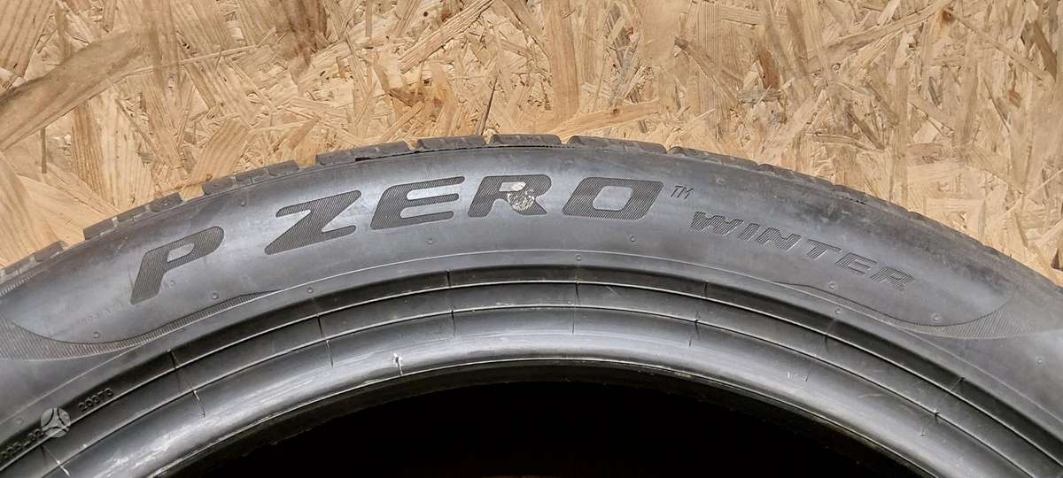 Pirelli Pzero Winter, winter 275/40 R19