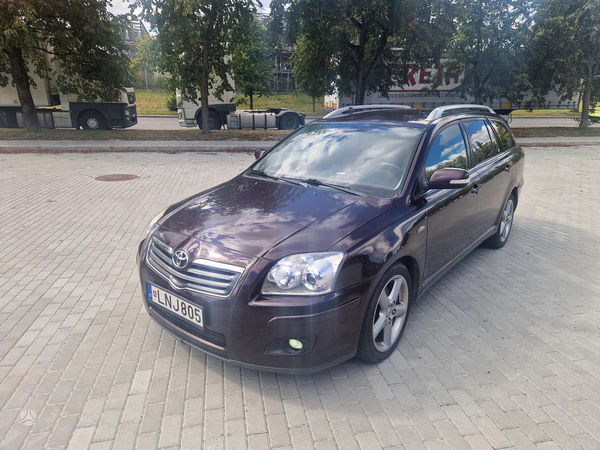 Toyota Avensis, 2.2 l., Универсал