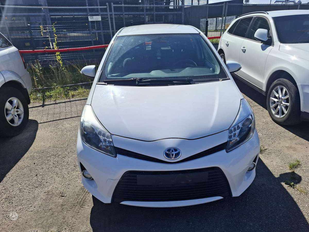 Toyota Yaris - 2