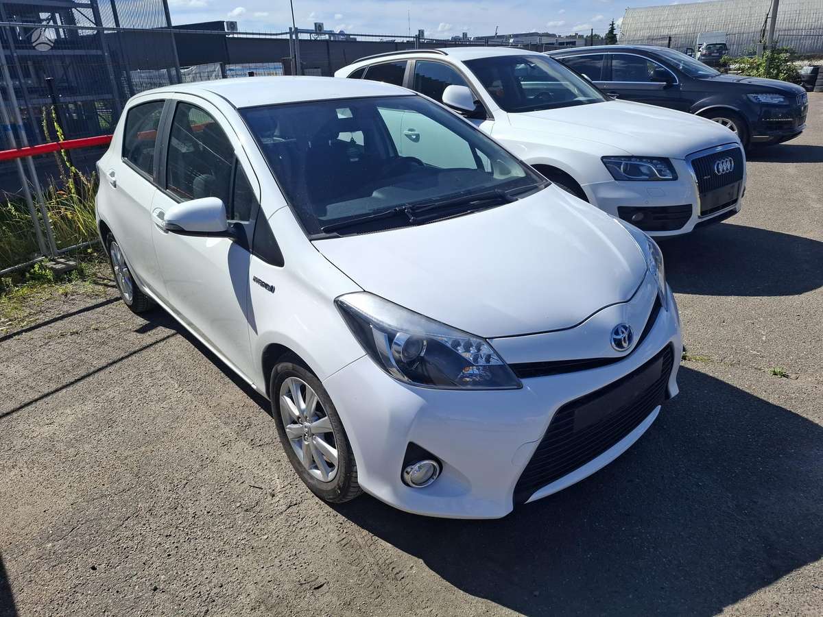 Toyota Yaris - 3