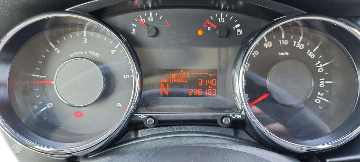 Peugeot 3008 2013 — photo 11