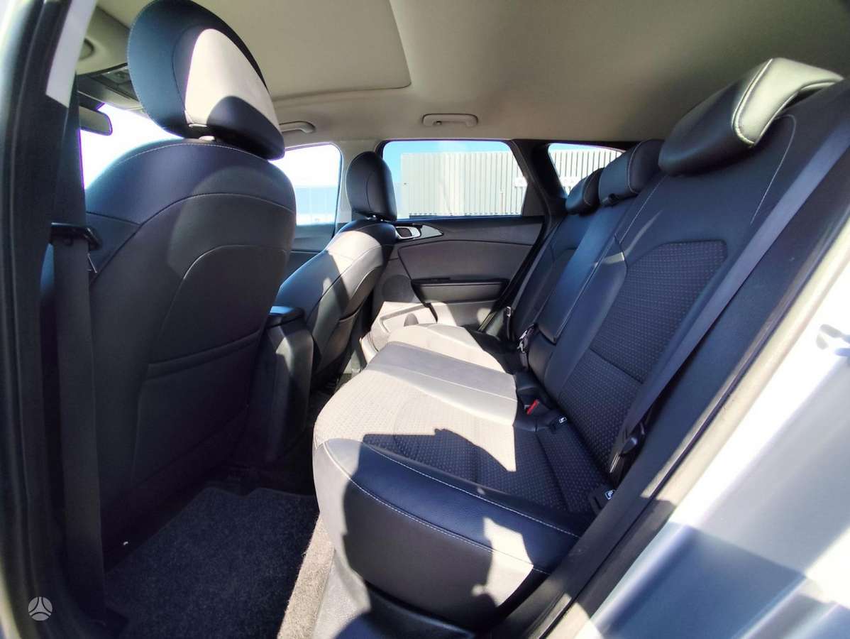 Kia Ceed, 1.6 l., Универсал