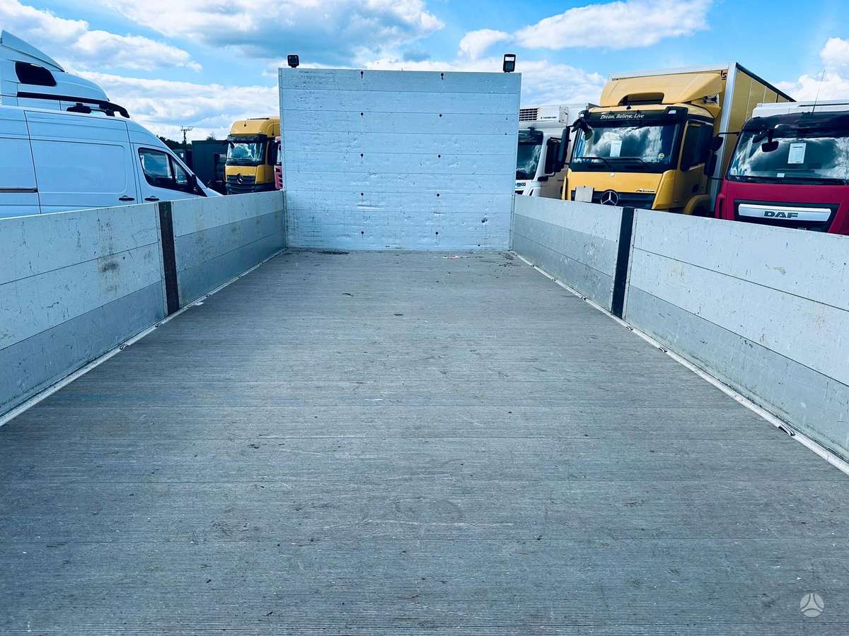 MAN TGL 8.220 8.8T Bortinis + miegama vieta, platformos