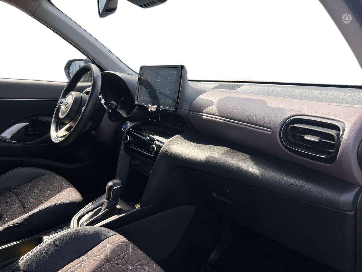 Toyota Yaris Cross - 6