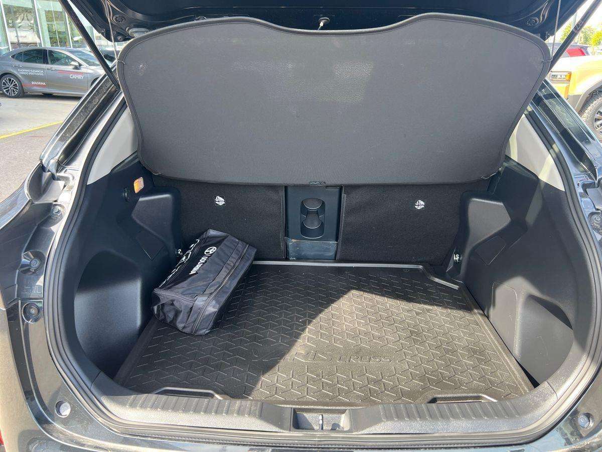 Toyota Yaris Cross - 10