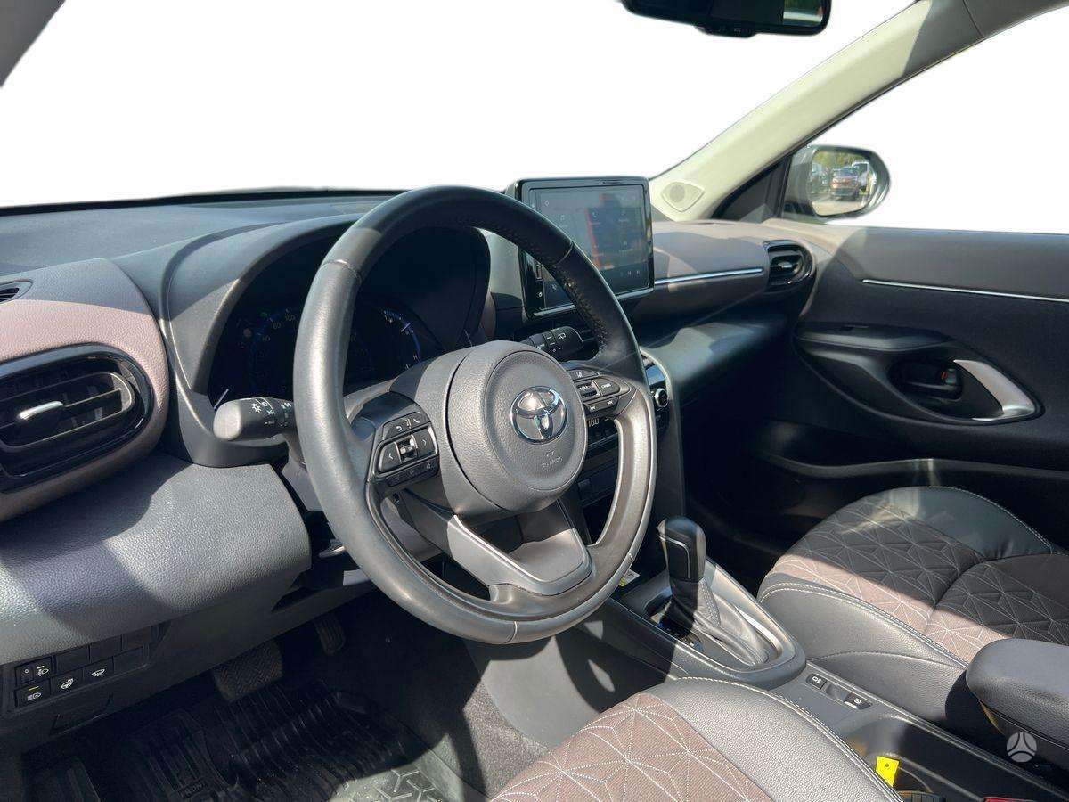 Toyota Yaris Cross - 11