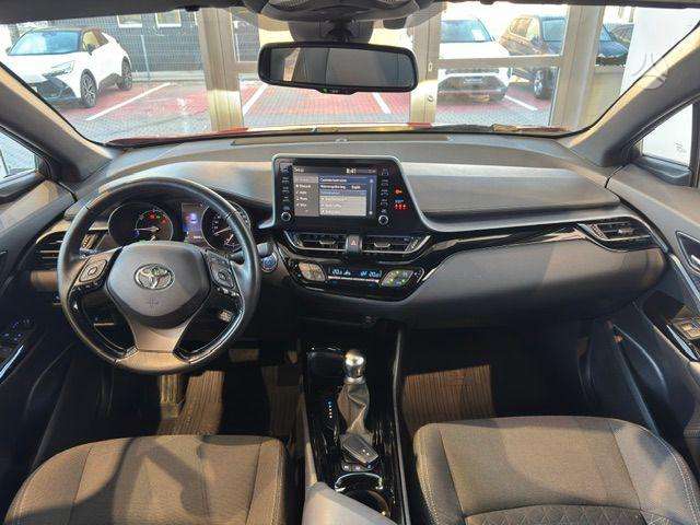 Toyota C-HR - 10