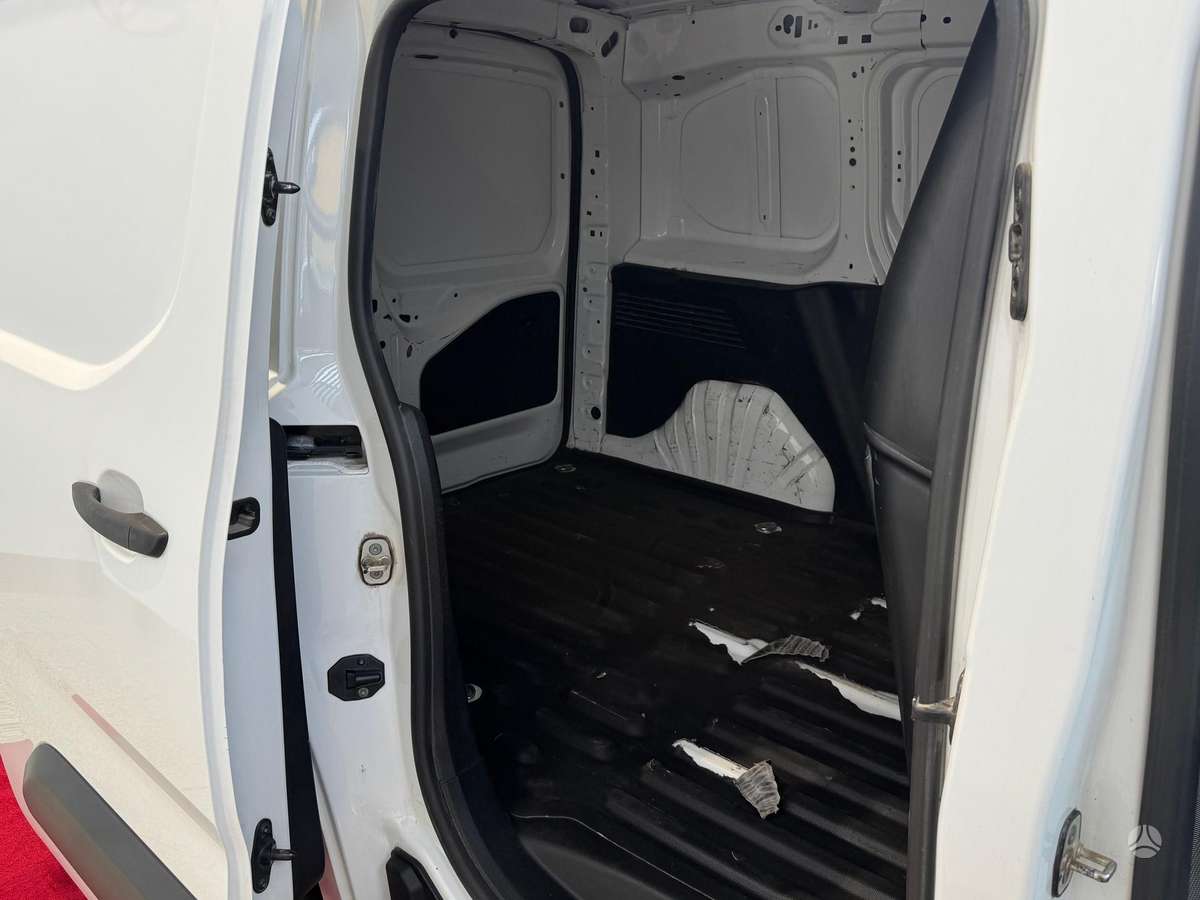 Toyota Proace City - 8