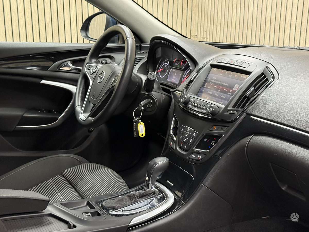 Opel Insignia, 2.0 l., Универсал