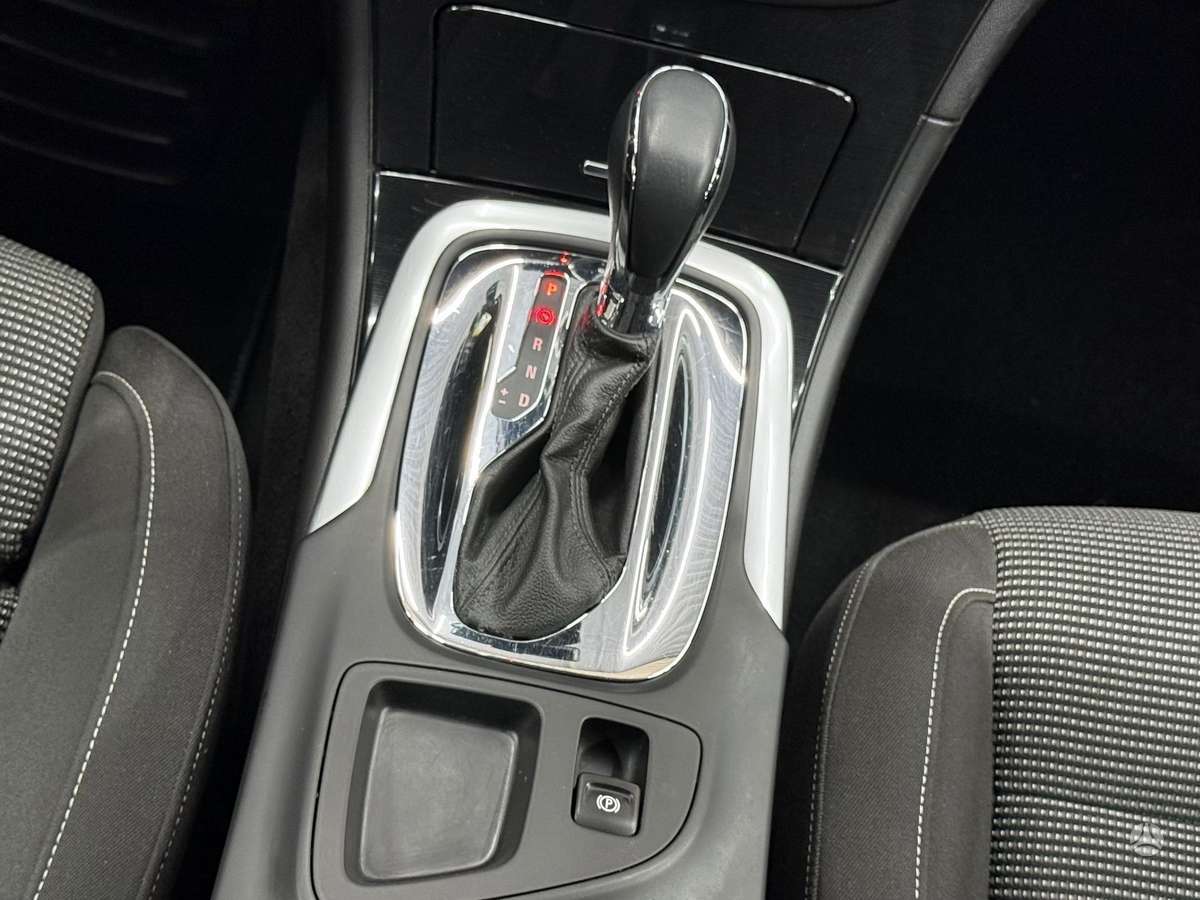 Opel Insignia, 2.0 l., Универсал