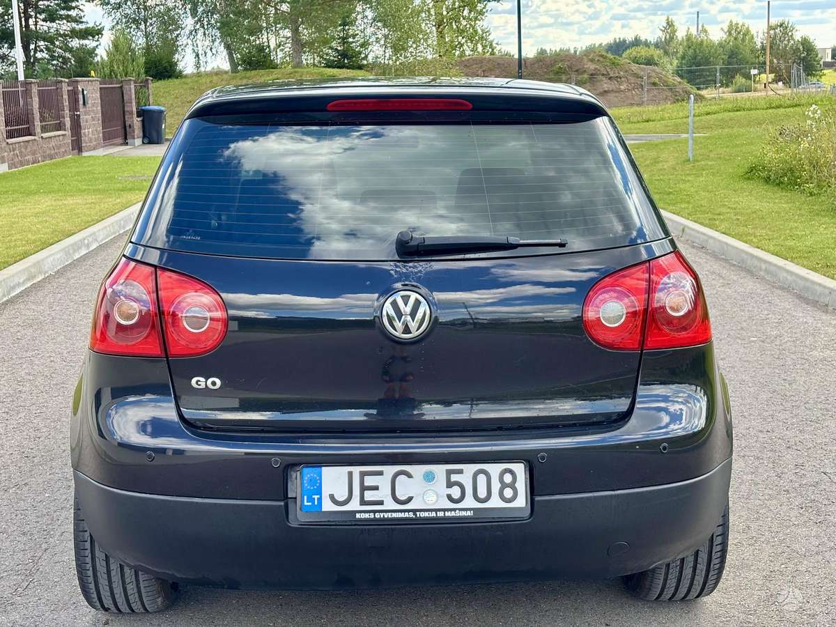 Volkswagen Golf - 4