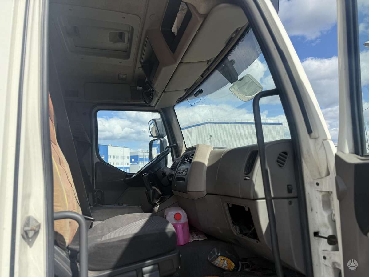 DAF LF250FA, пологовые / тентовые