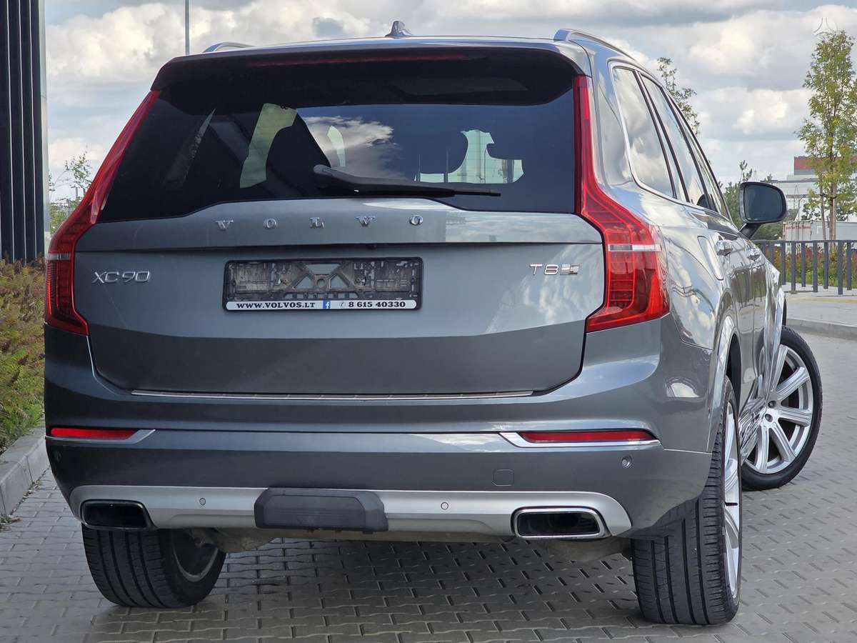 Volvo XC90 - 6