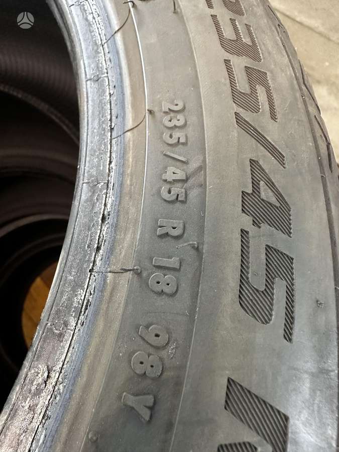 General, summer 235/45 R18