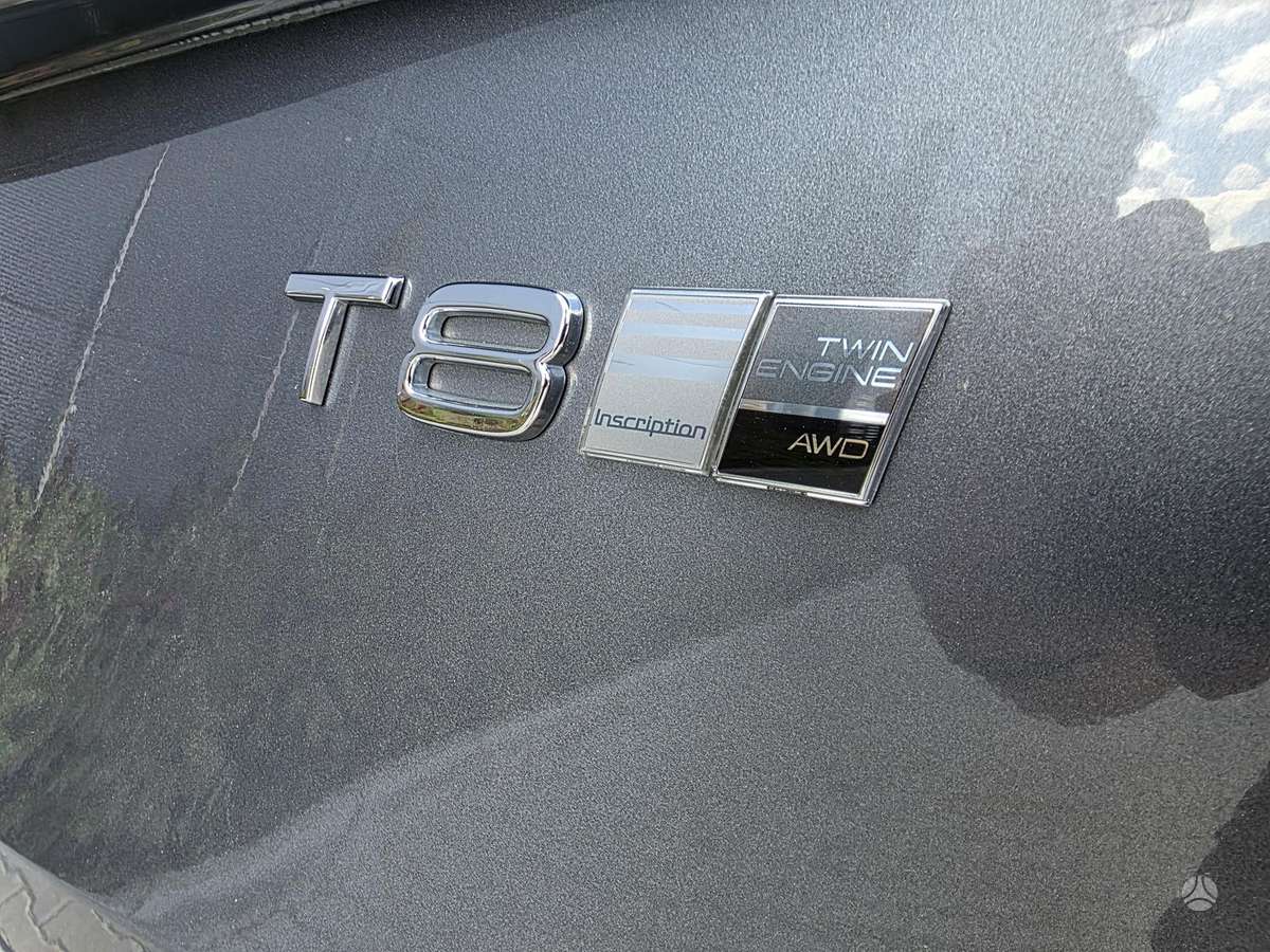 Volvo XC90 - 8