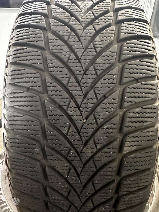 Goodyear, winter 215/50 R18