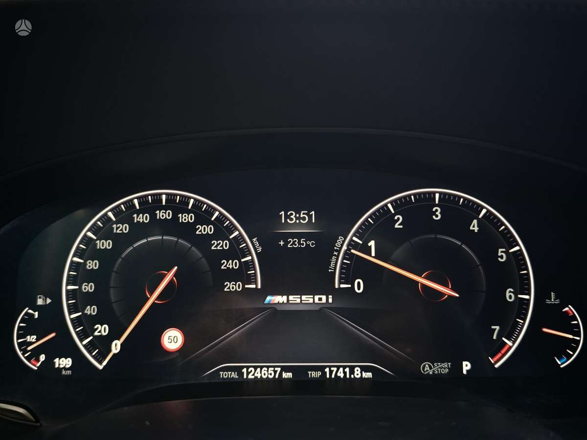 BMW M550, 4.4 l., Седан