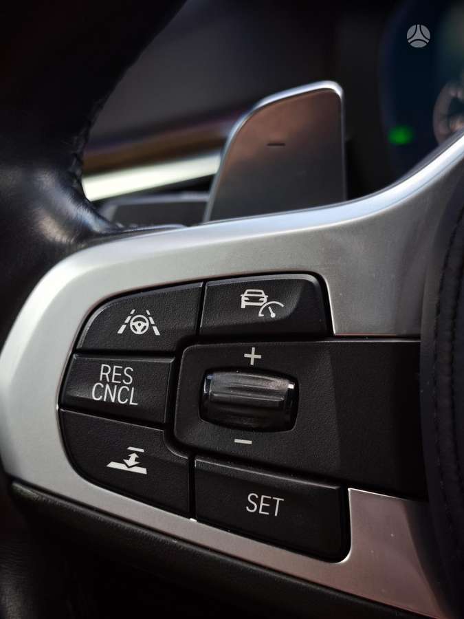 BMW M550, 4.4 l., Седан