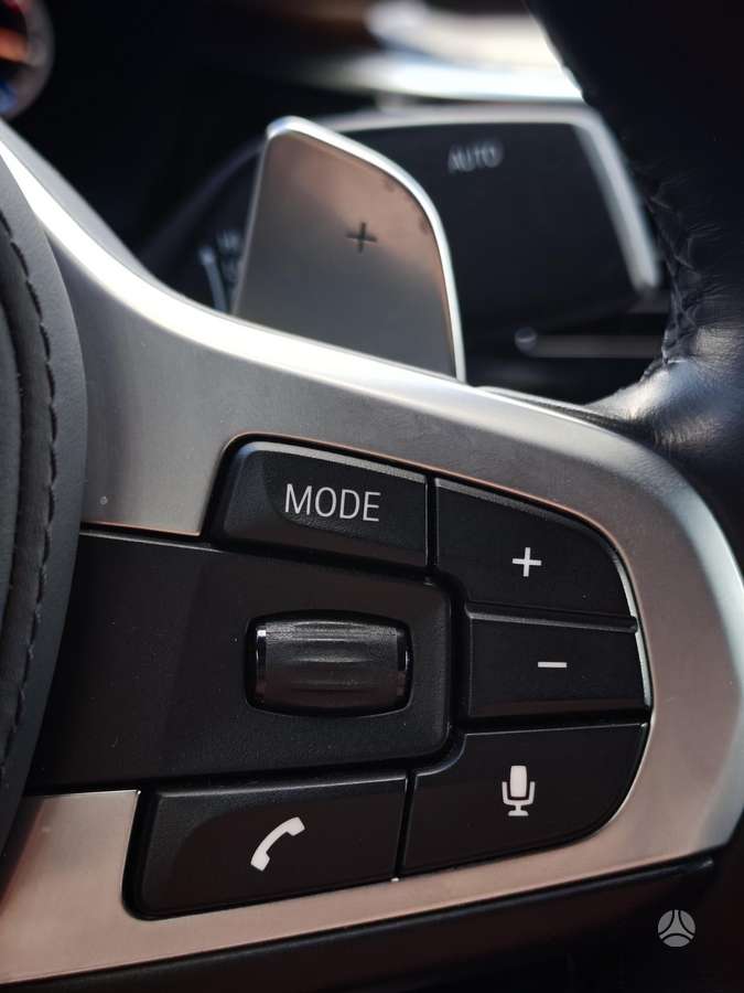 BMW M550, 4.4 l., Седан