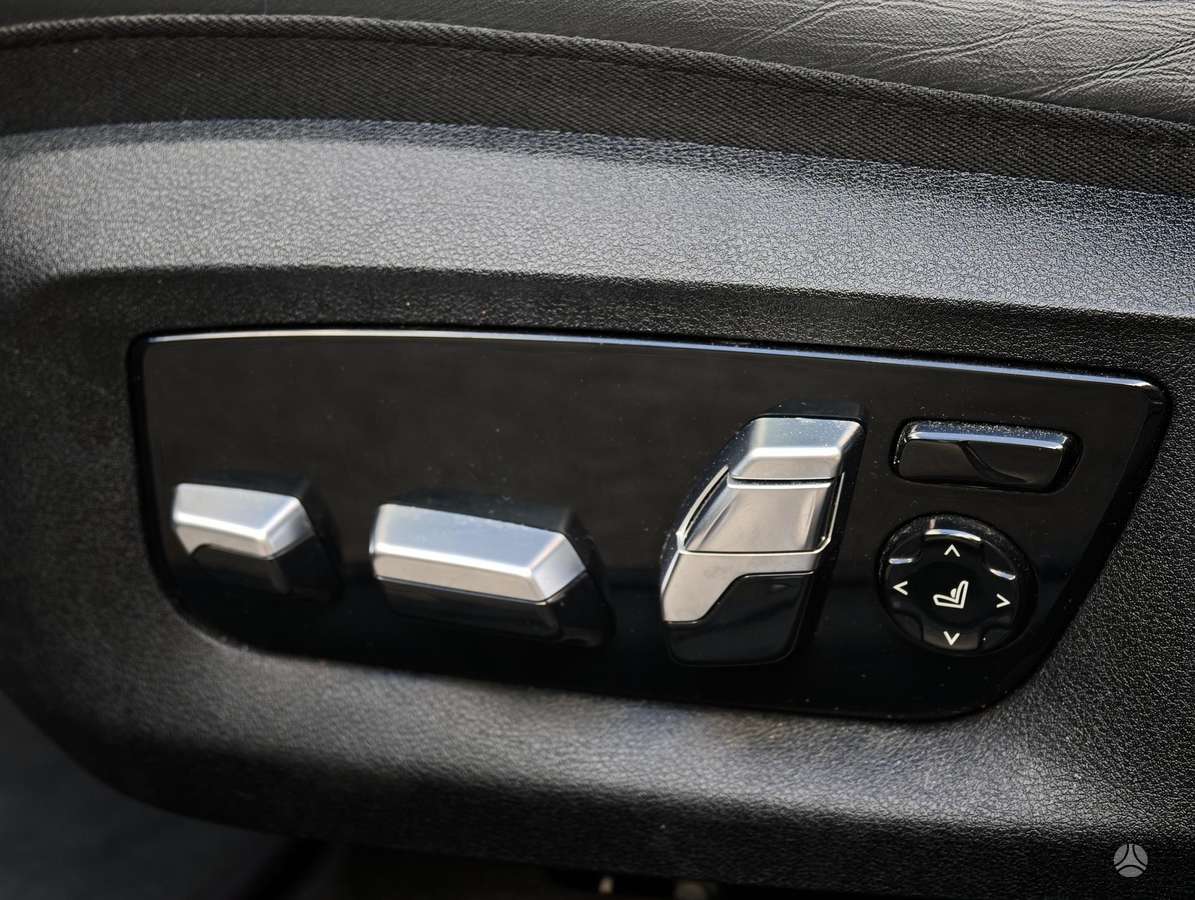 BMW M550, 4.4 l., Седан