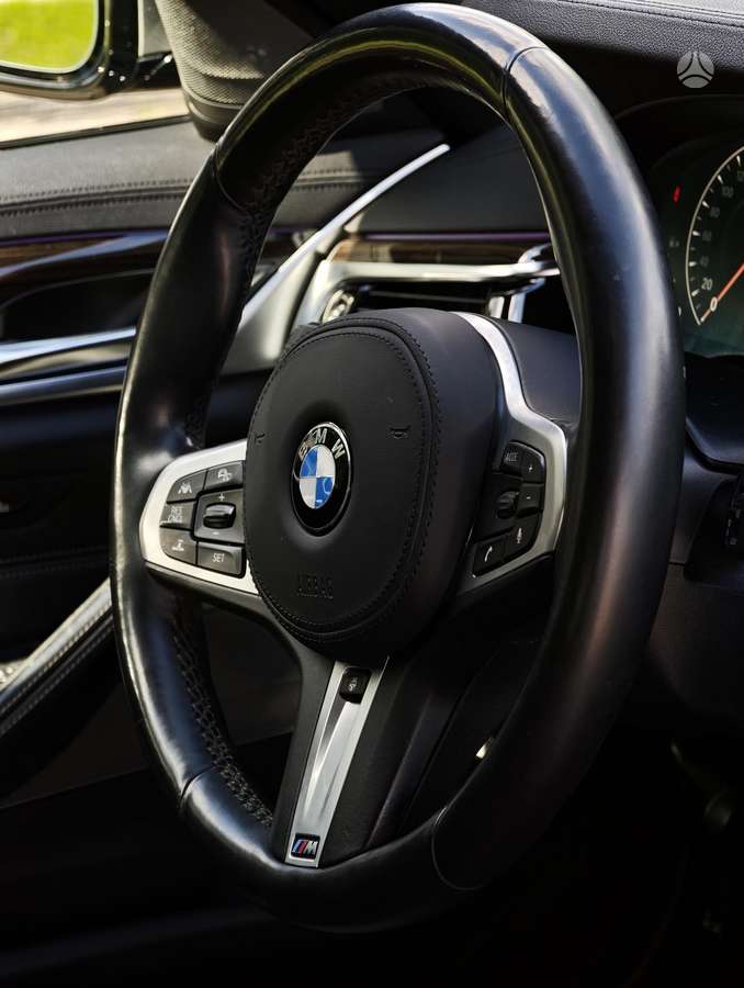BMW M550, 4.4 l., Седан