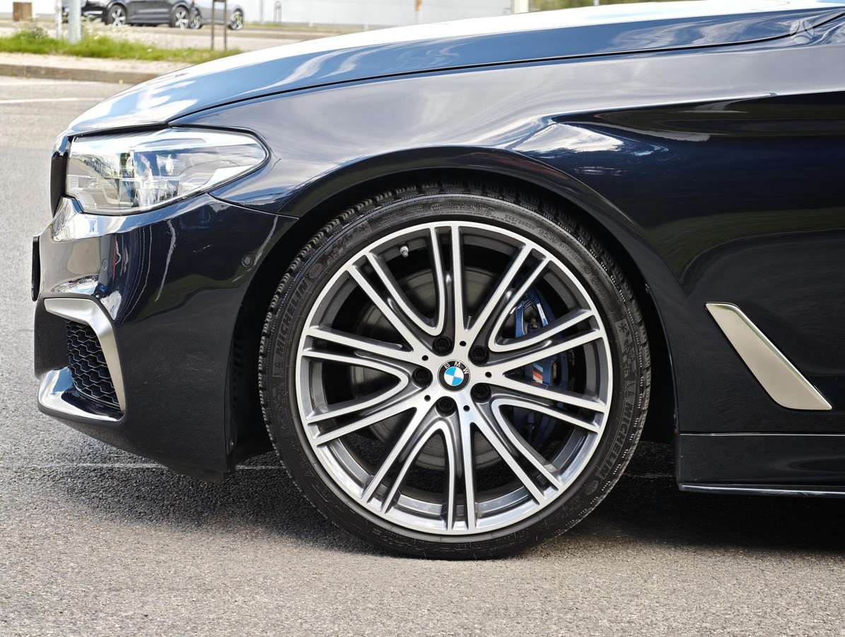 BMW M550, 4.4 l., Седан