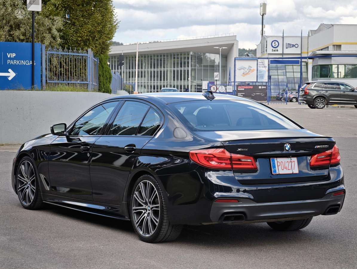 BMW M550, 4.4 l., Седан