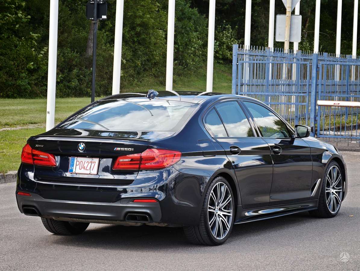 BMW M550, 4.4 l., Седан