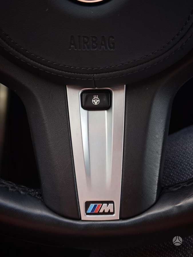 BMW M550, 4.4 l., Седан