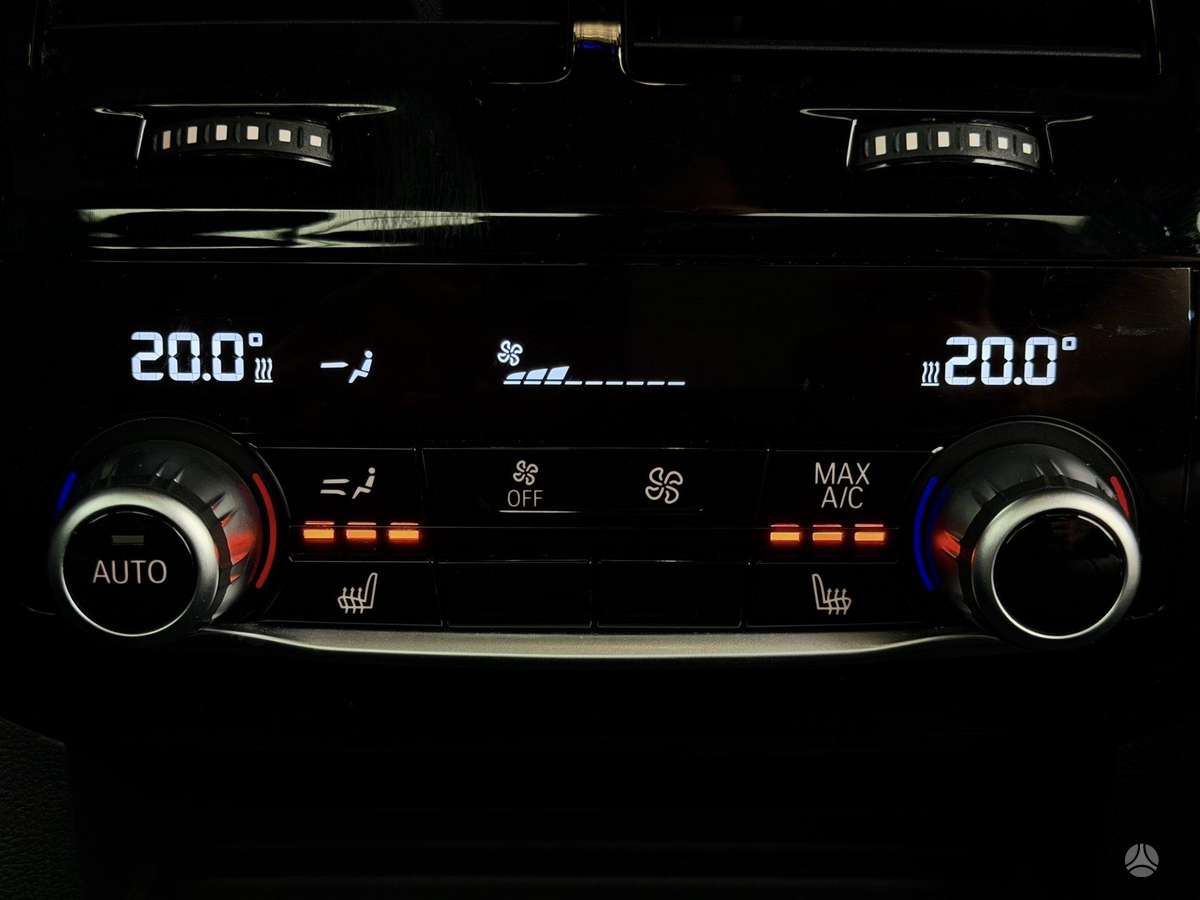 BMW 520, 2.0 l., Седан