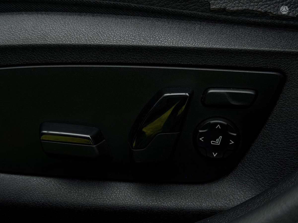 BMW 520, 2.0 l., Седан
