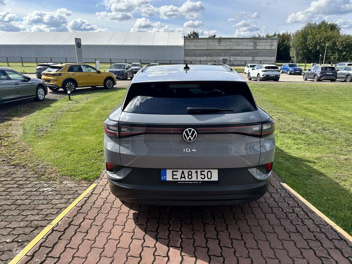 Volkswagen ID.4 - 5