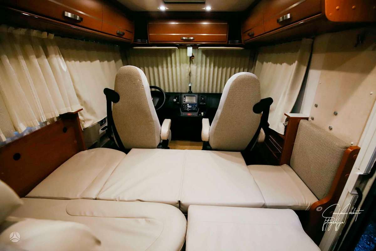 Hymer 674, campers