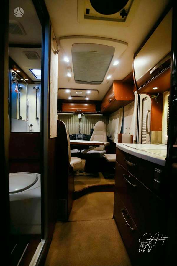Hymer 674, campers