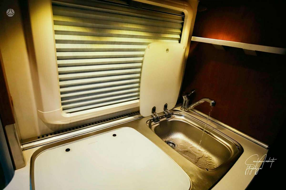 Hymer 674, campers